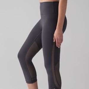 NWOT Gray Lululemon Revitalize Crop